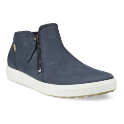 ECCO Women’s Soft 7 Low Boot Marine