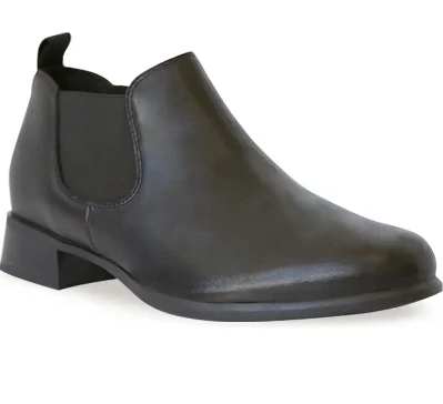 Munro Women’s Bedford Bootie Black Leather