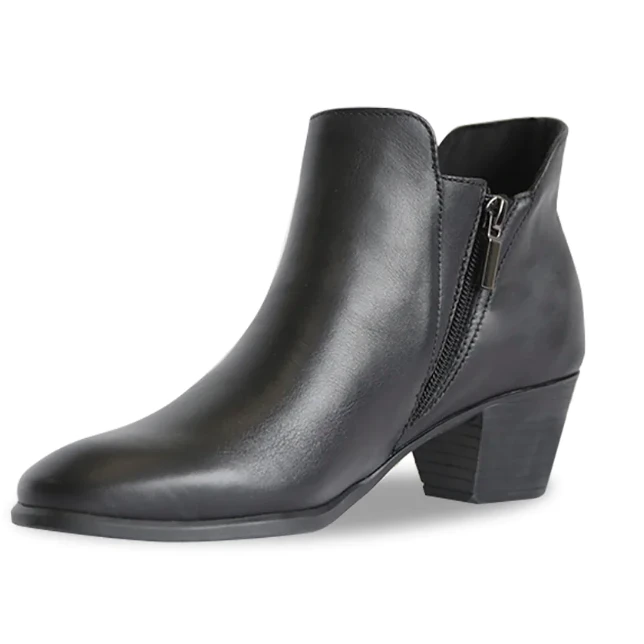 Munro Women’s Jackson Boot Black Leather - Image 2