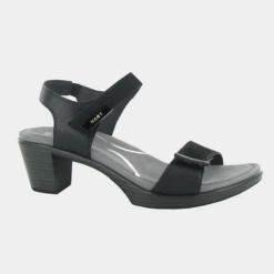Naot Women’s Intact Black Leather