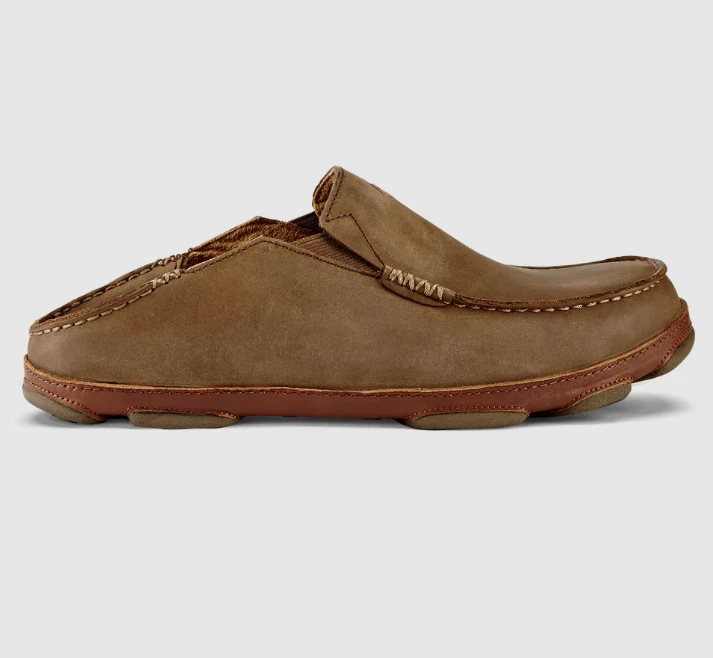 Olukai Men’s Moloā Slip-On Shoes Toffee - Image 2