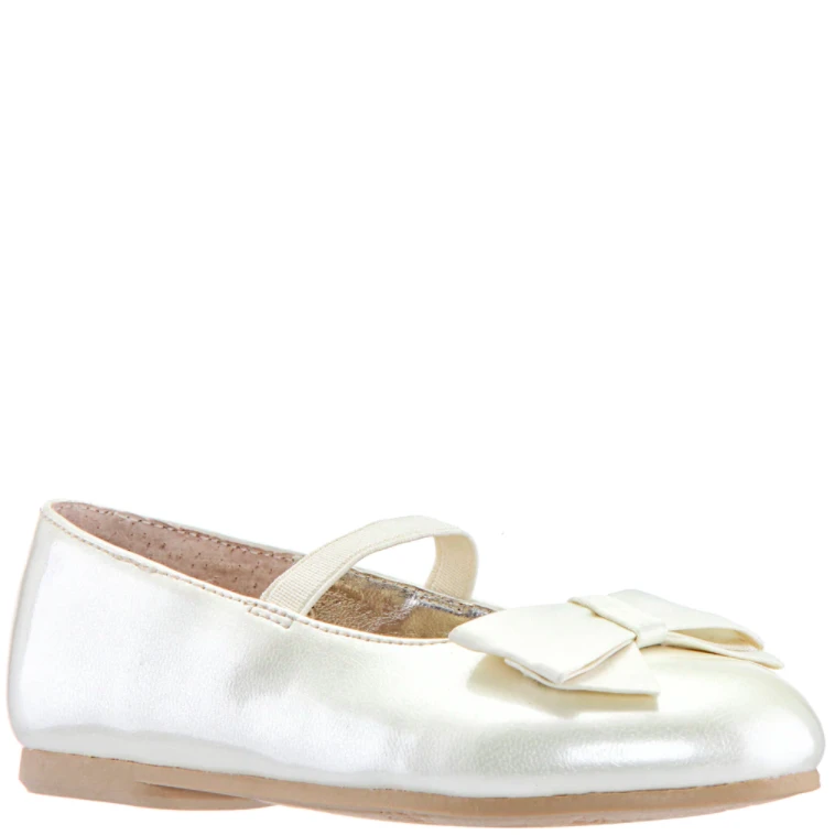 Nina Little Kid’s Pegasus Flat Ivory Patent