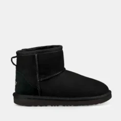 Ugg Kid’s Classic II Mini Boot Black